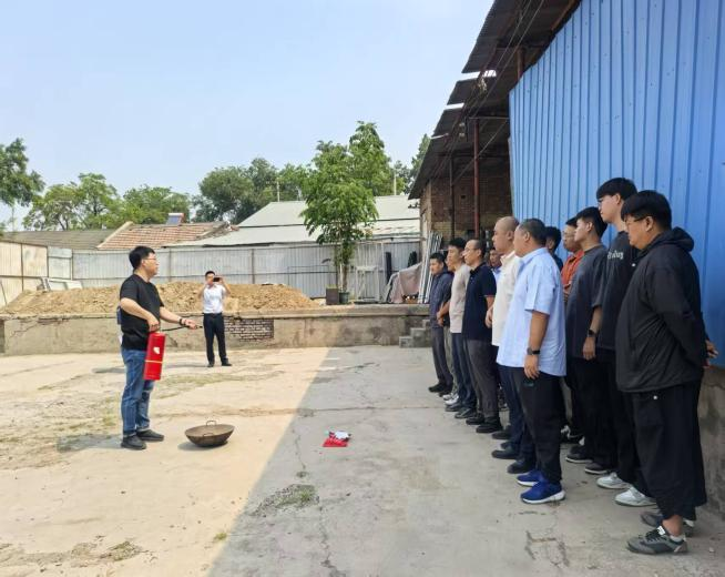 赛欧公司所属瑞丰分公司、宏大分公司联合开展安全月消防演练与培训活动