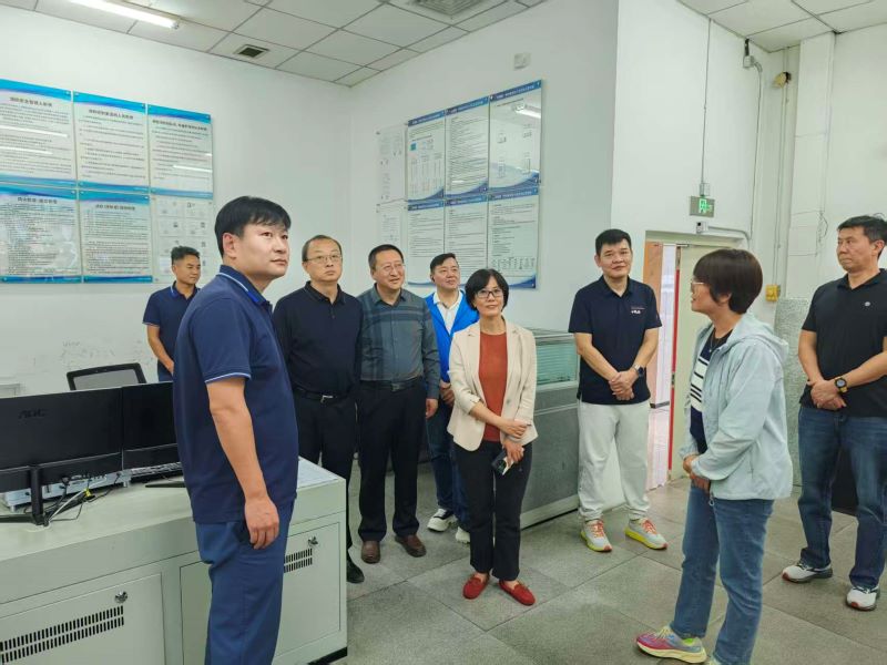 市社领导曹立新、曹蕾带队督导检查 海龙集团安全生产工作