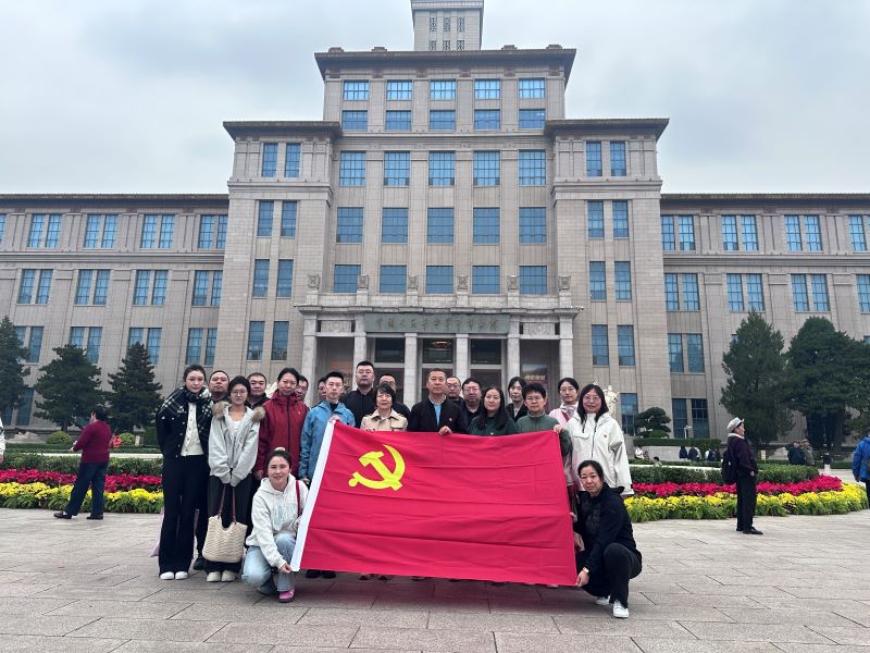 深学细悟强思想 笃行实干勇担当