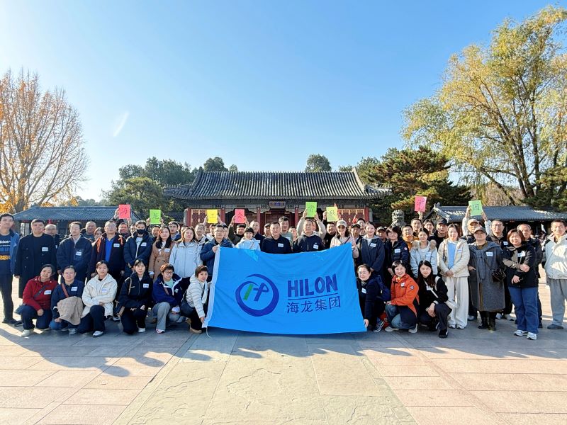 秋色为幕 步履成歌