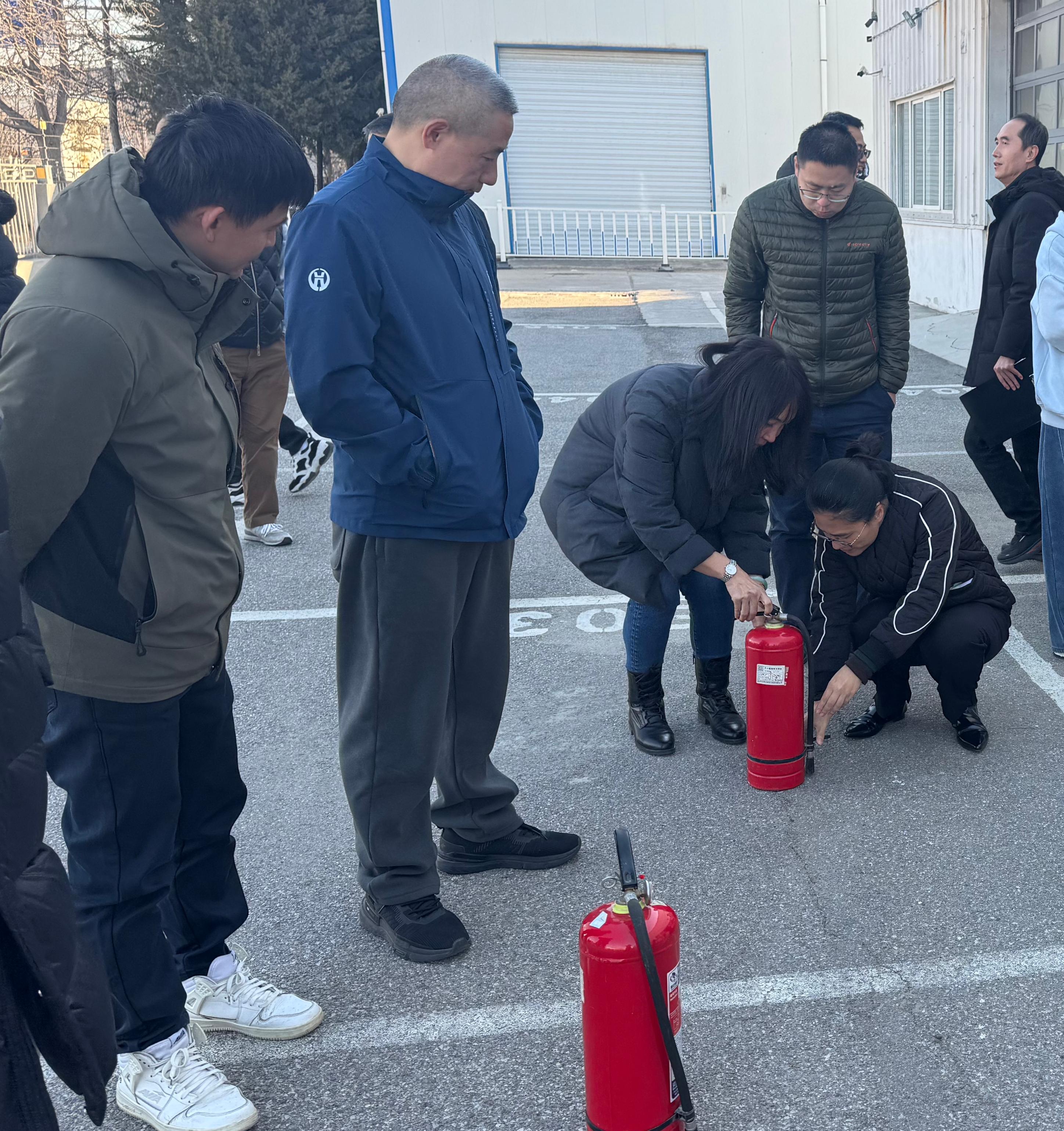 城合公司与园区物业公司联合开展冬季消防演练活动