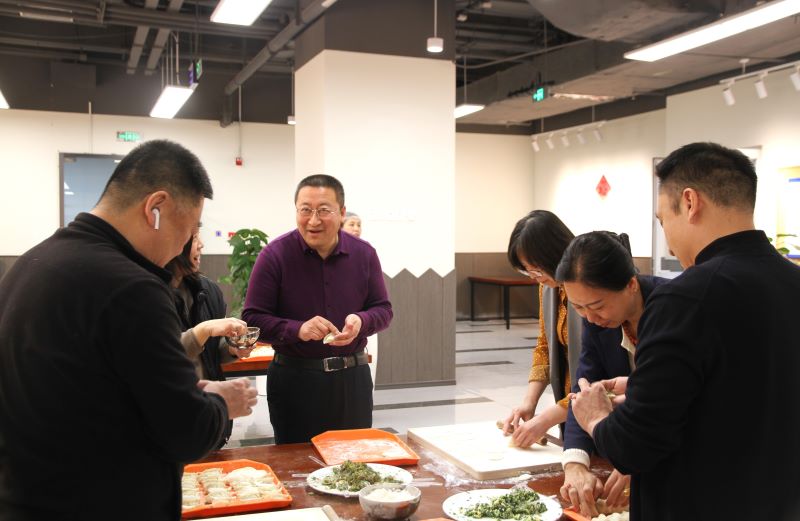 饺香传暖意 喜乐贺新春