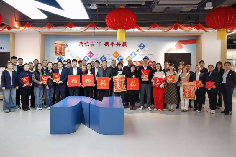 绷紧安全弦 温暖送到岗