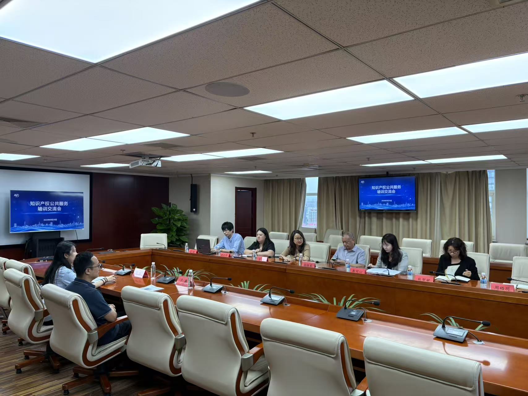 北京市知识产权公共服务中心联合北京市丰台区市场监督管理局 赴赛欧工作站开展小微企业精准服务