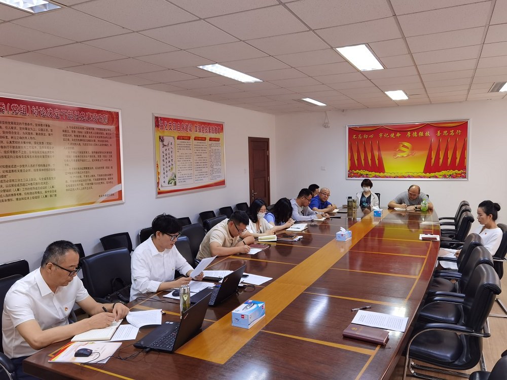 以学增智提能力 实干担当促发展  教学管理党支部开展学习及主题党课活动