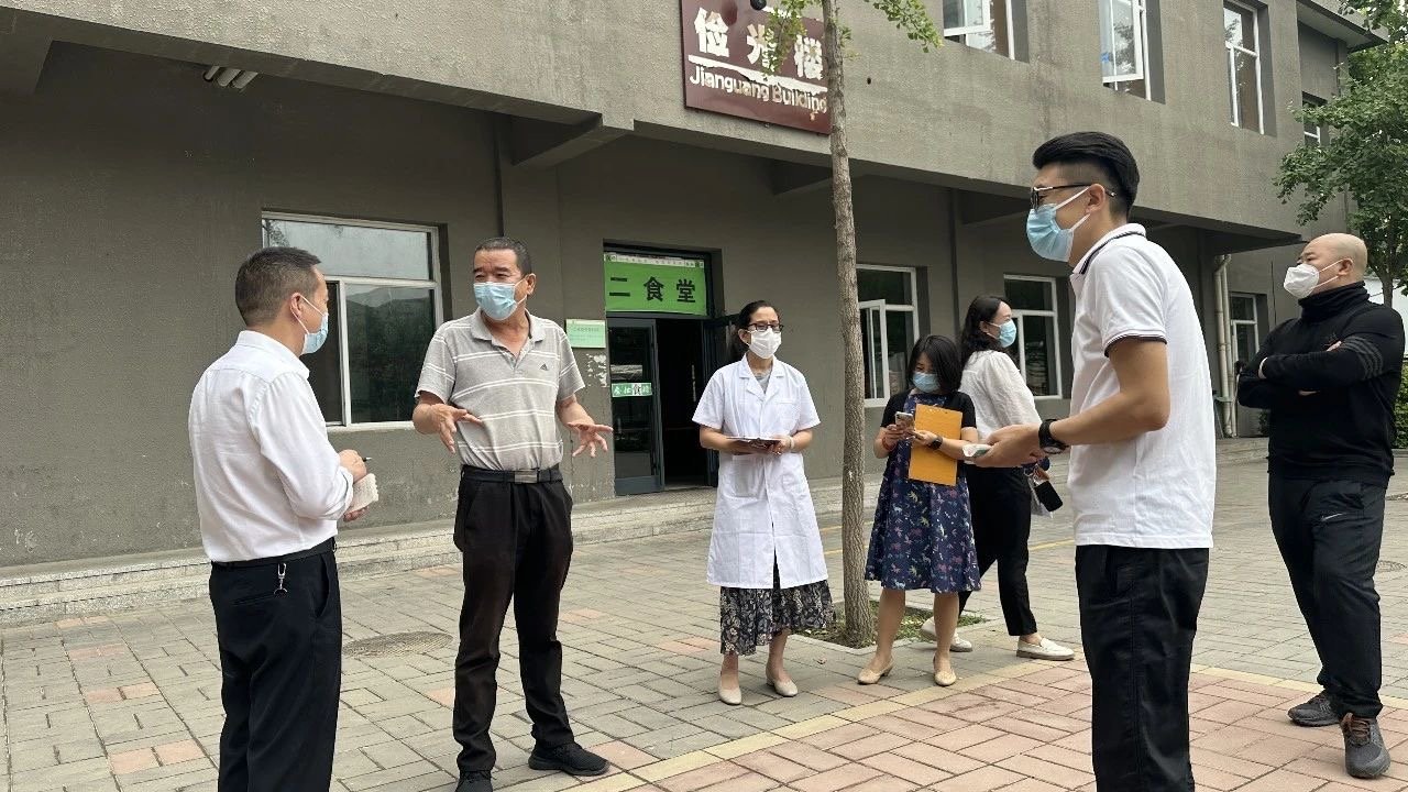 聚焦师生“舌尖上的安全”