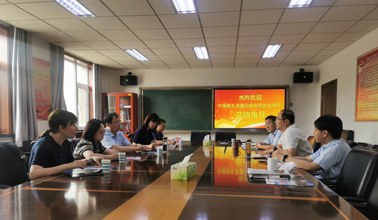中国再生资源回收利用协会副会长潘永刚到学校调研