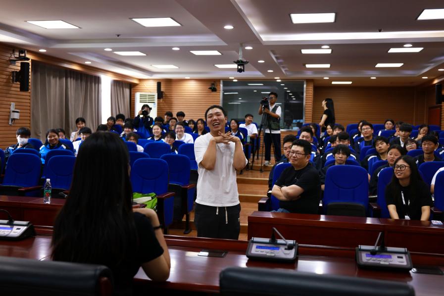 从校园到职场：摄影摄像毕业生职场经验分享