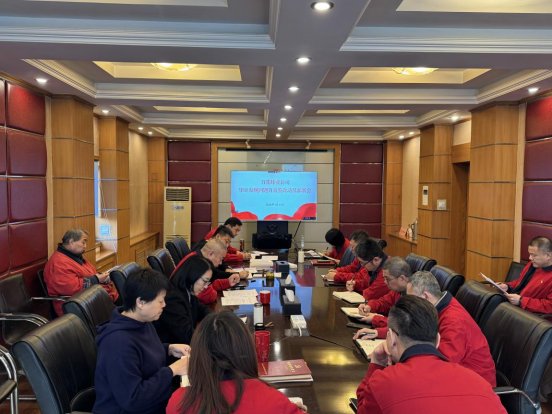 06afdbfc24eb204f5990a96d2ee8fbbf